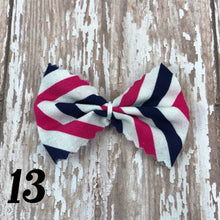 Load image into Gallery viewer, Heart Shaped Freshies with Bow