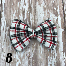 Load image into Gallery viewer, Heart Shaped Freshies with Bow